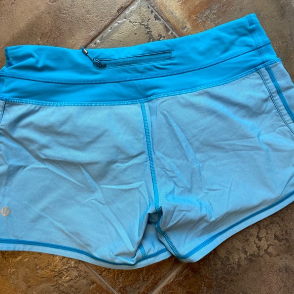 LULULEMON GROOVY RUNNING SHORT SZ 6 BEACH BLANKET BLUE - Picture 2 of 3